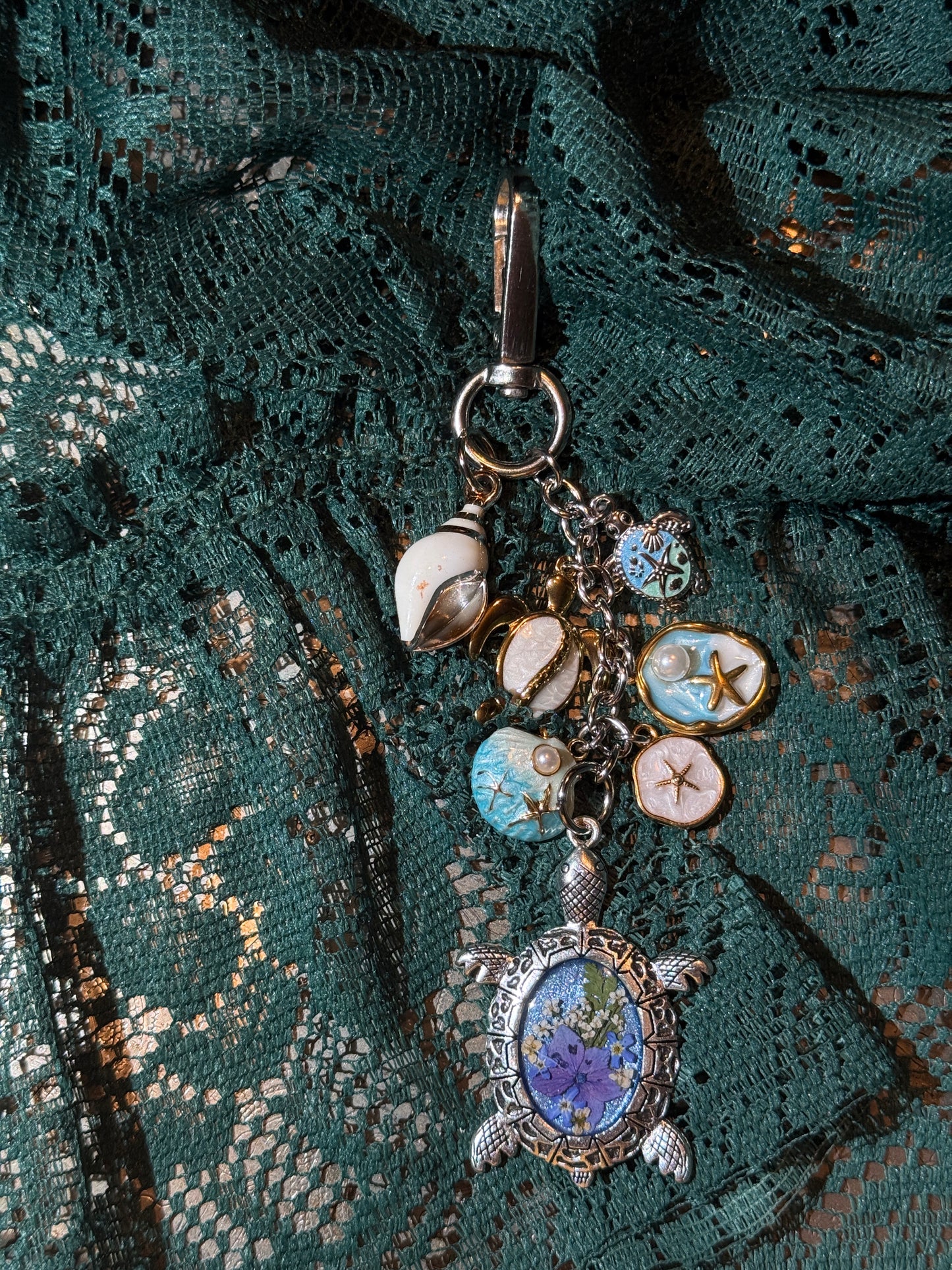 Turtle bag charm (d)