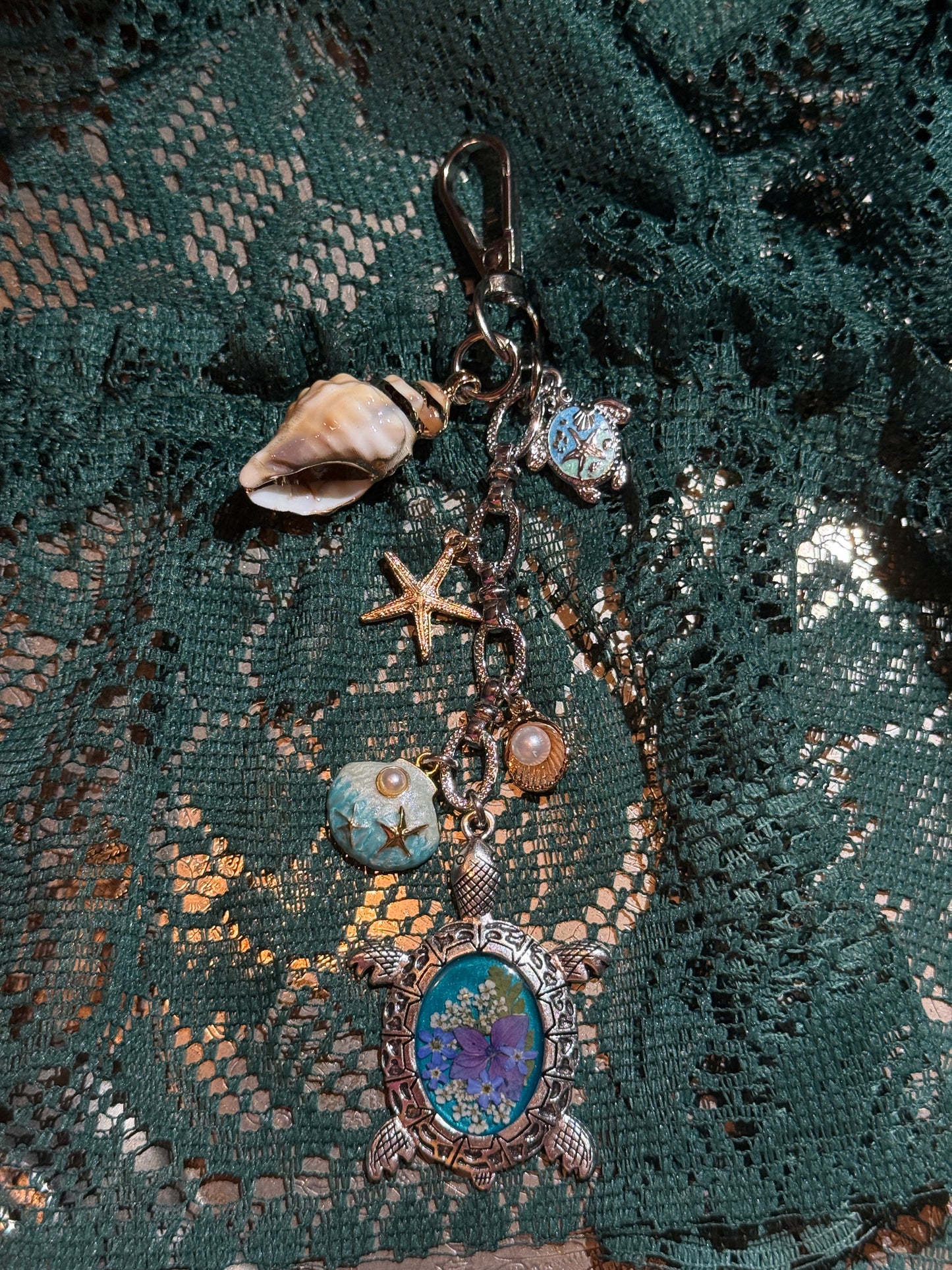 Turtle bag charm (e)