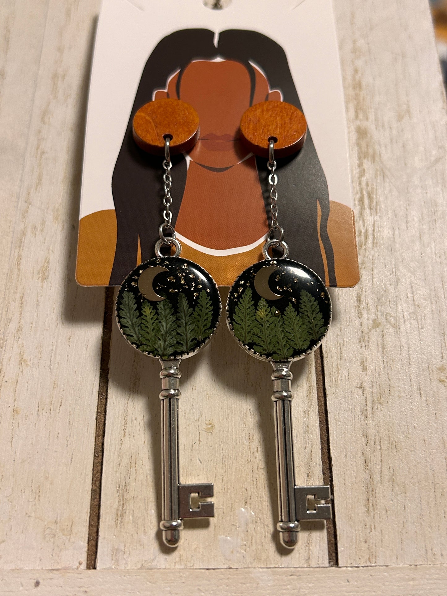 Forest Skeleton key hanging earrings (silver)