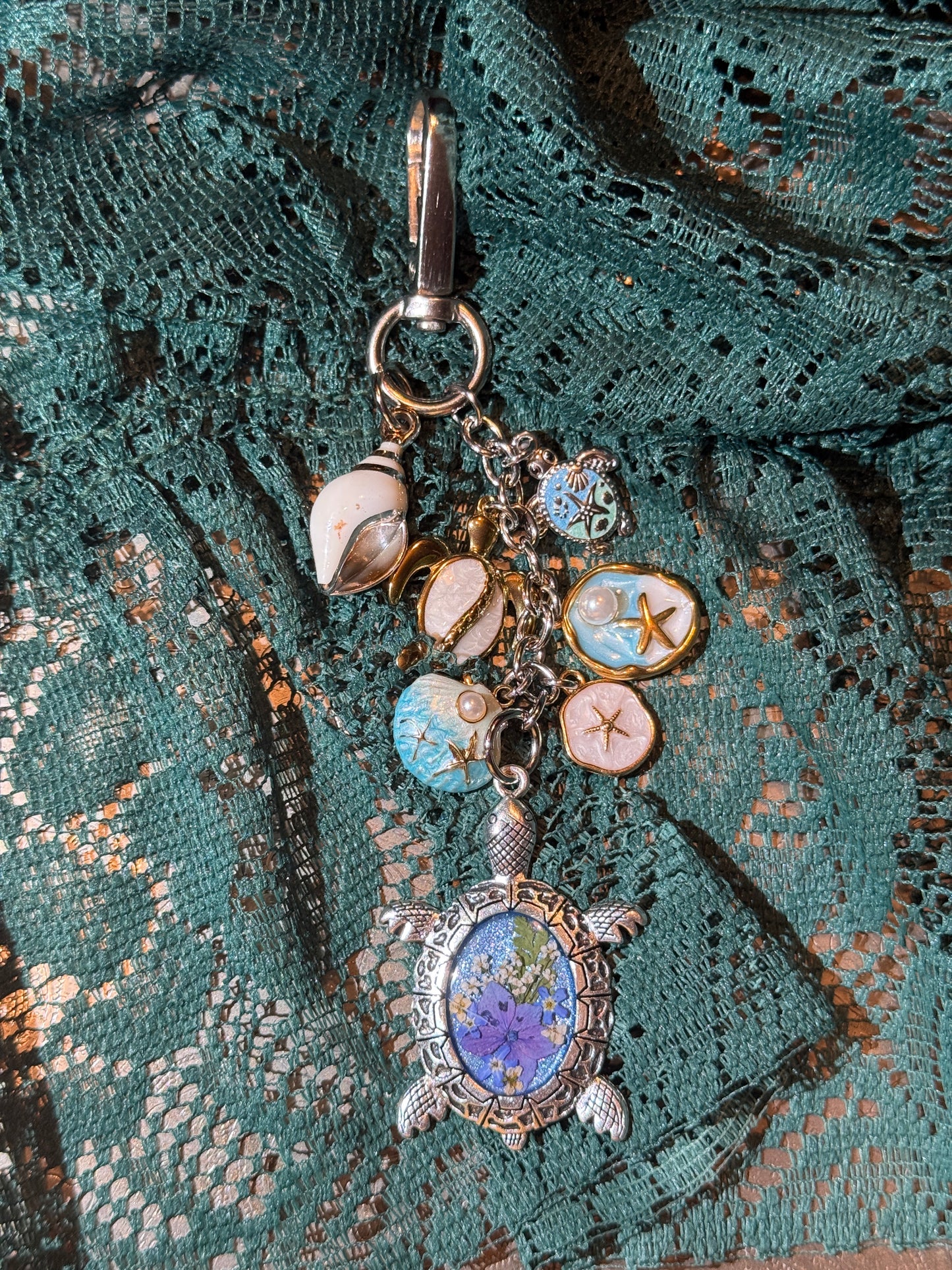 Turtle bag charm (d)