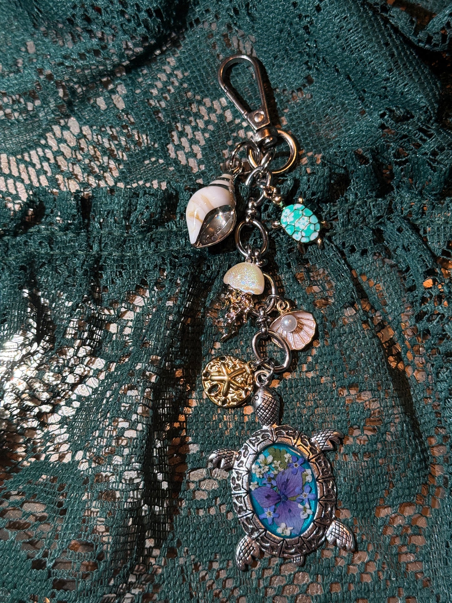Turtle bag charm (a)