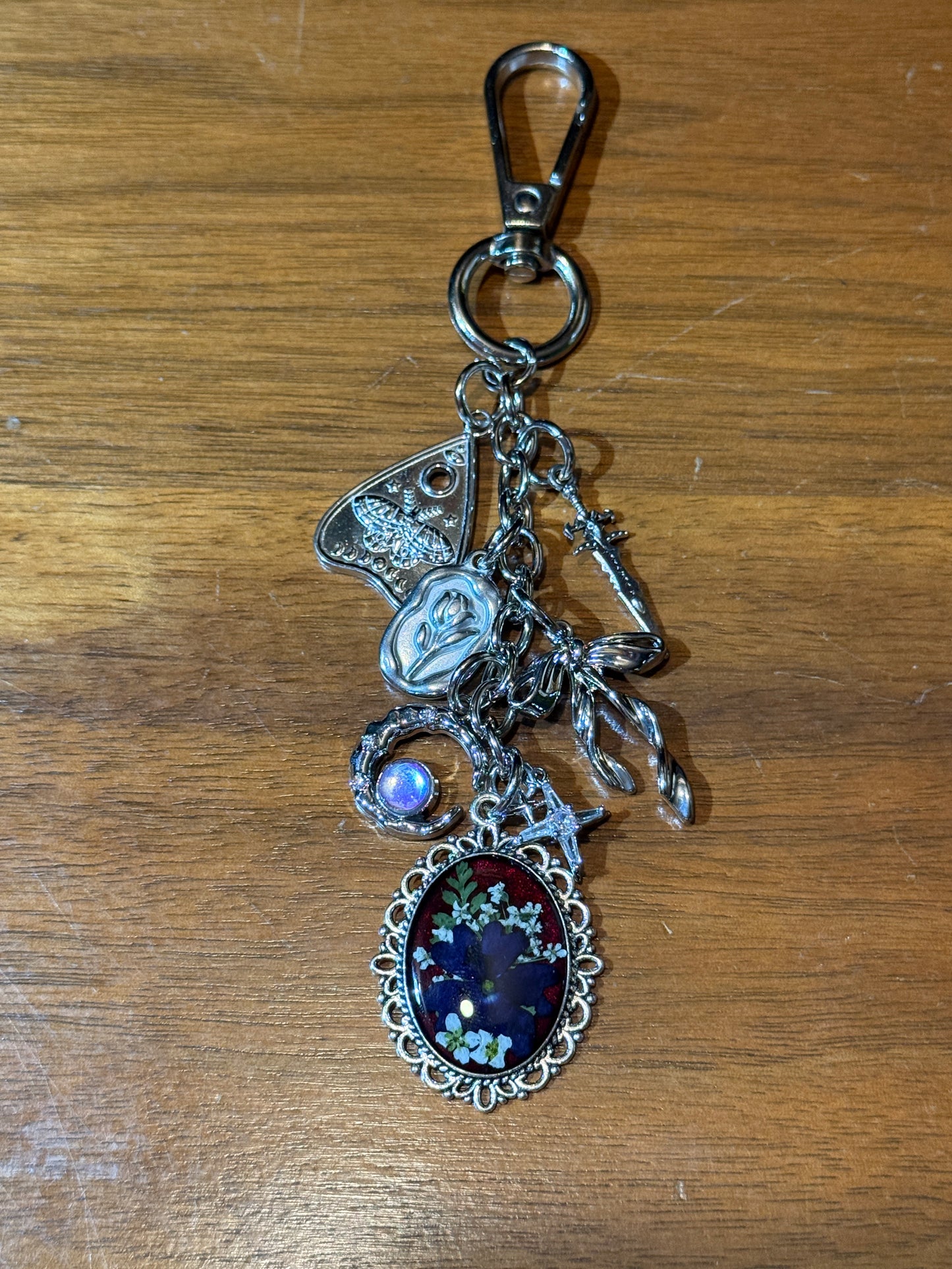 Silver bag charm (#5)