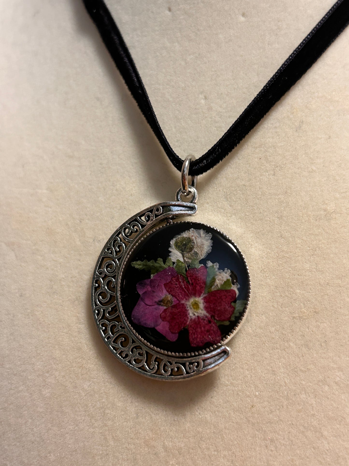 Reversiable choker (blue,red, &purple)