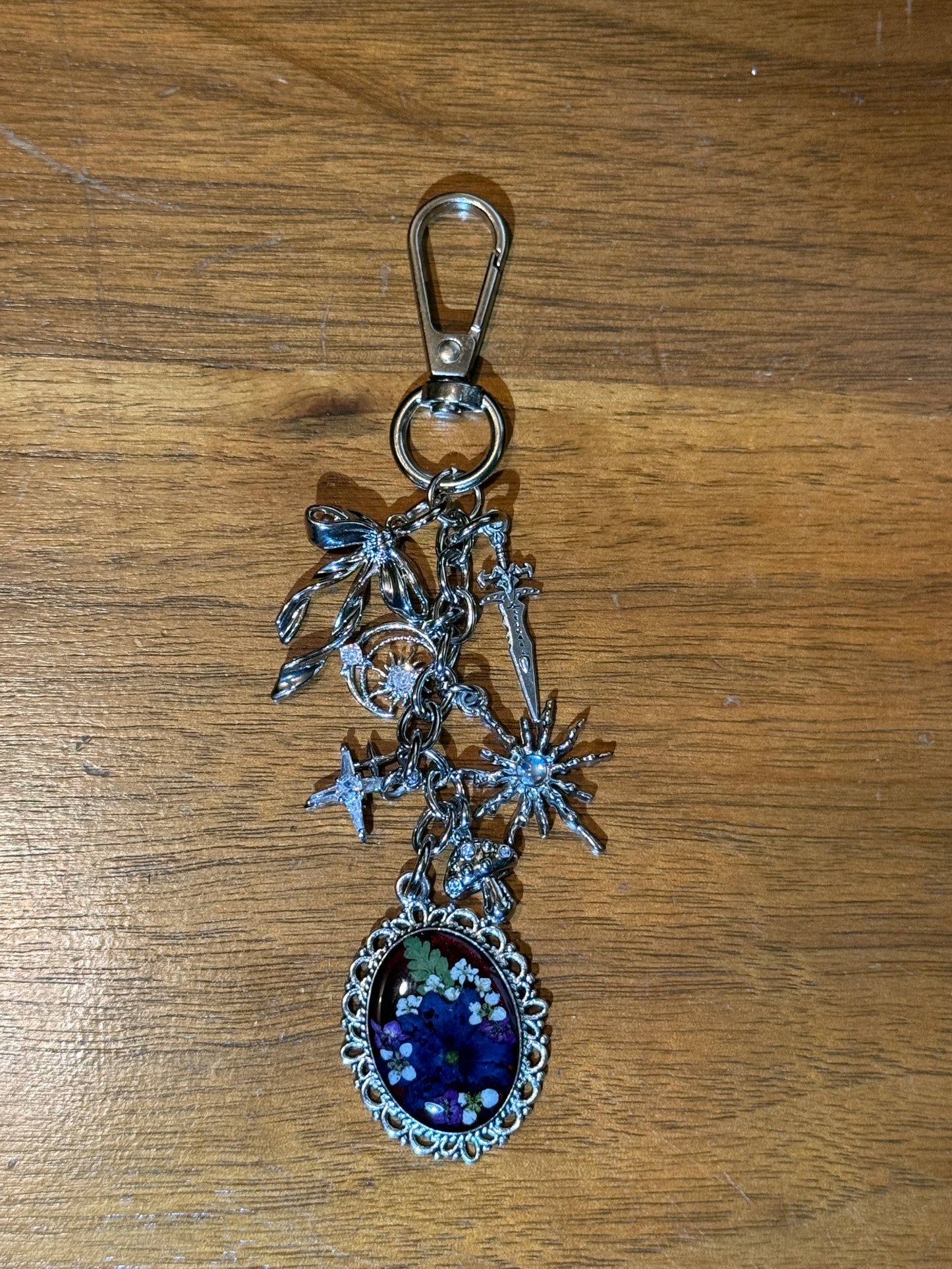 Silver bag charm (#6)