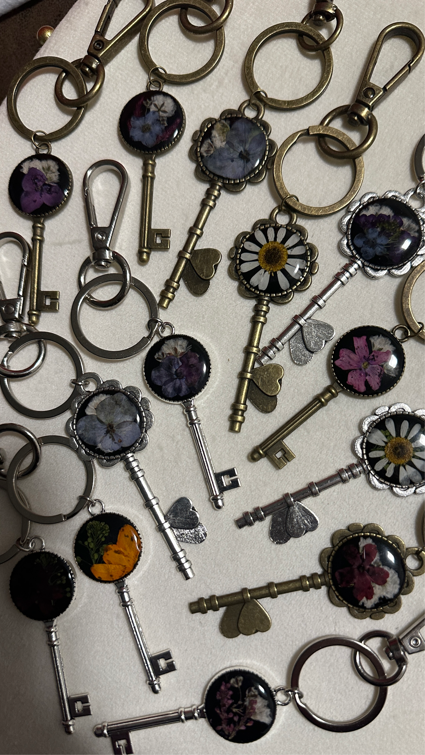 Skeleton key keychain reveal