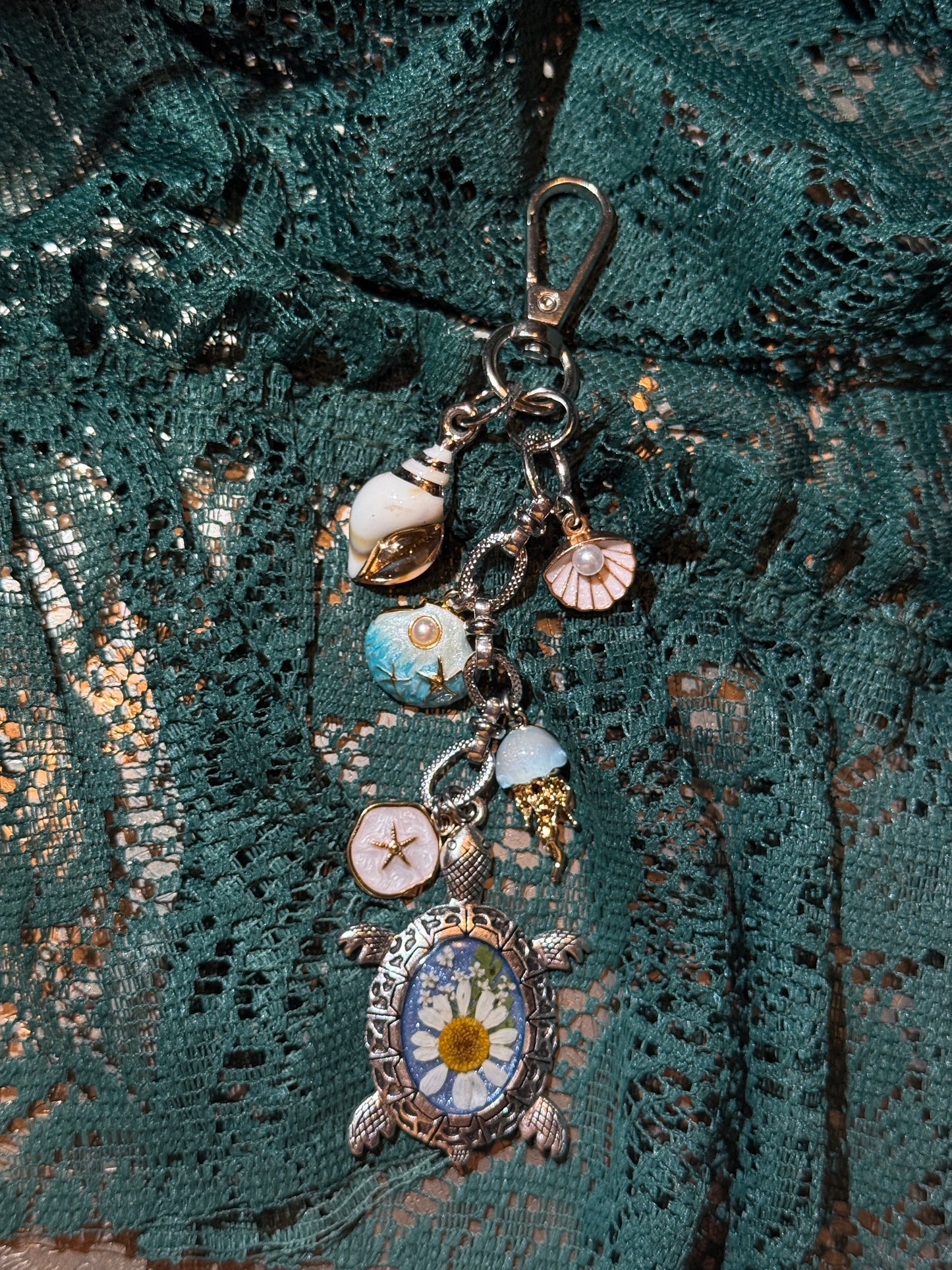 Turtle bag charm (b)