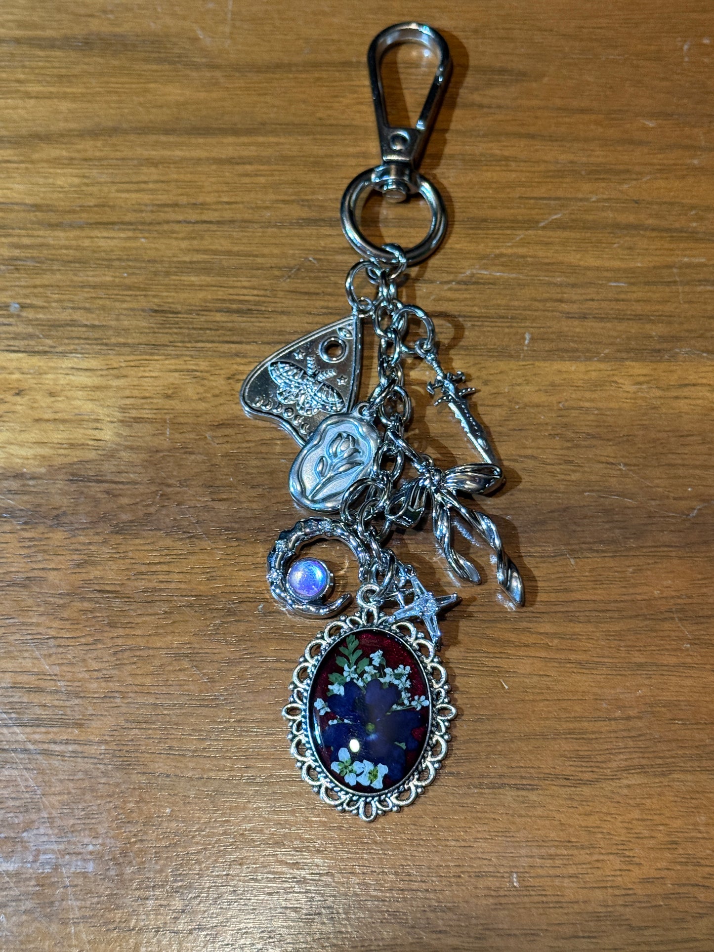 Silver bag charm (#5)