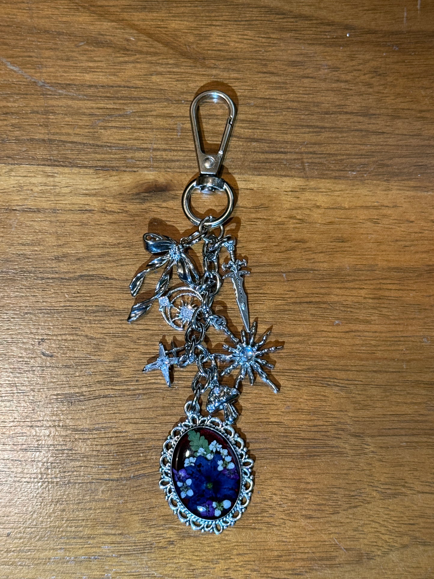 Silver bag charm (#6)