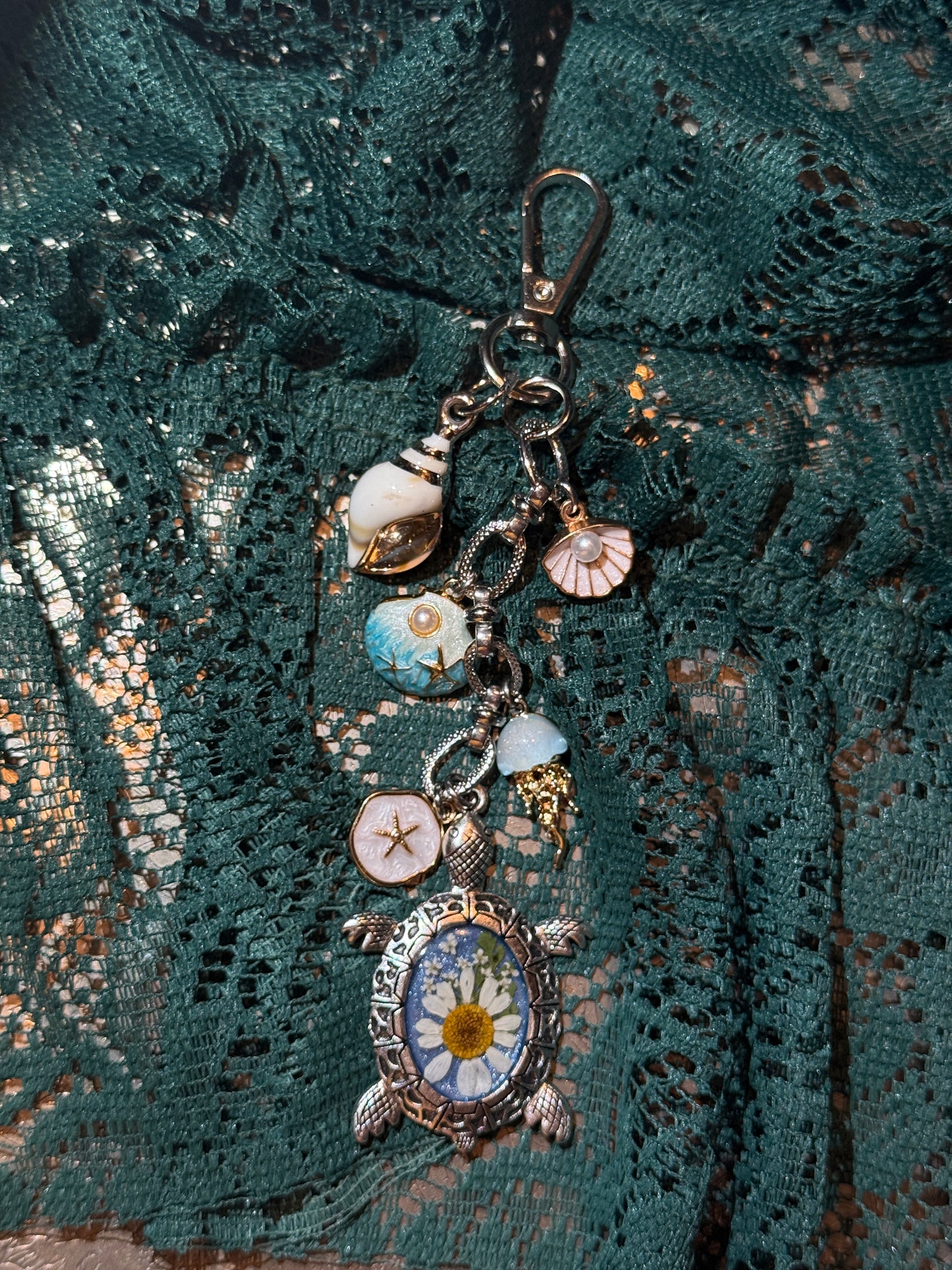 Turtle bag charm (b)